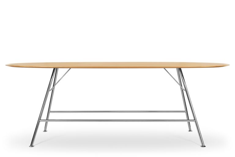 Ovaler Konferenztisch hoch, mit Massivholzplatte