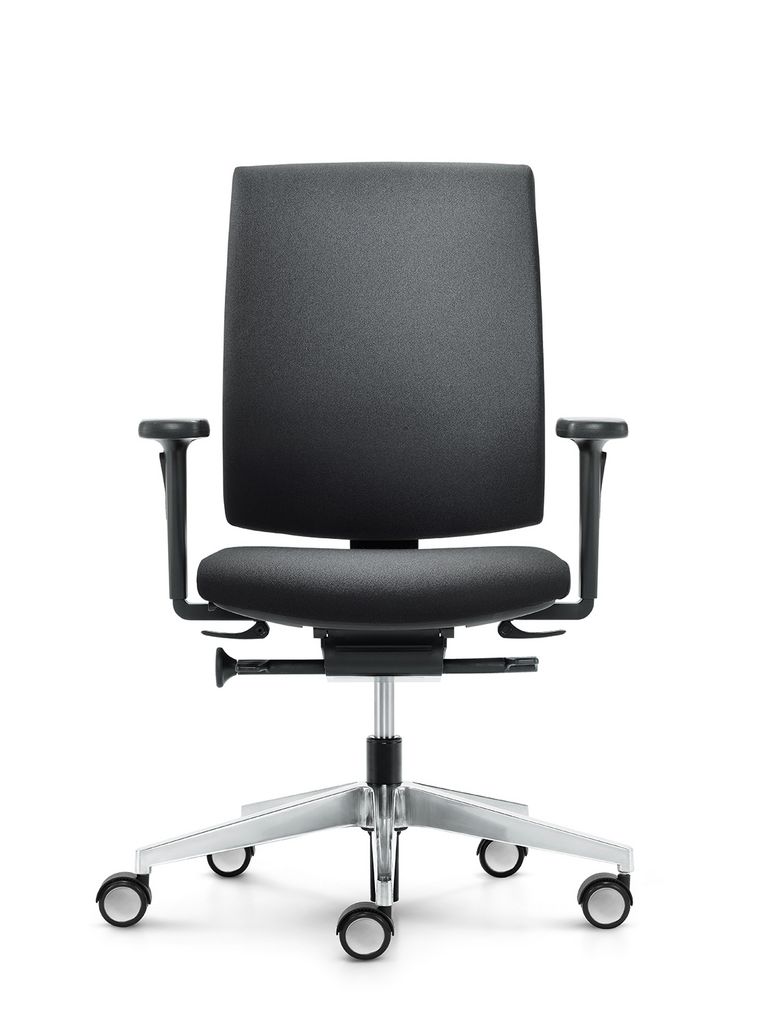 Bürostuhl Kyra Vorderansicht, schwarz gepolstert