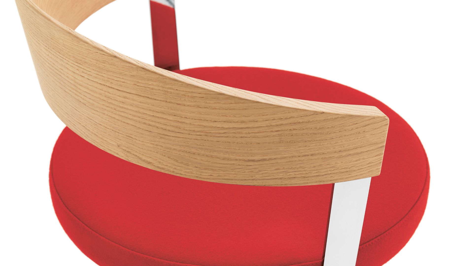 Lehne aus dampfgebogenem Holz