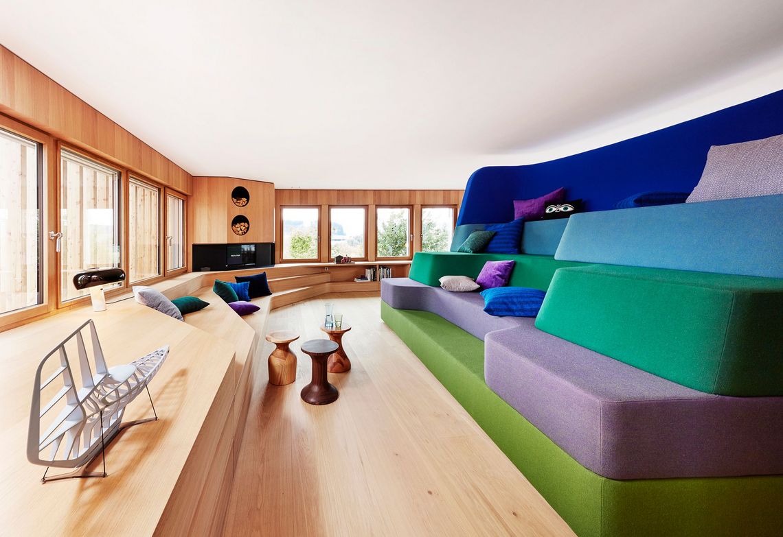 Drehbare Medienkoe für Baufritz, Erkheim, Deutschland