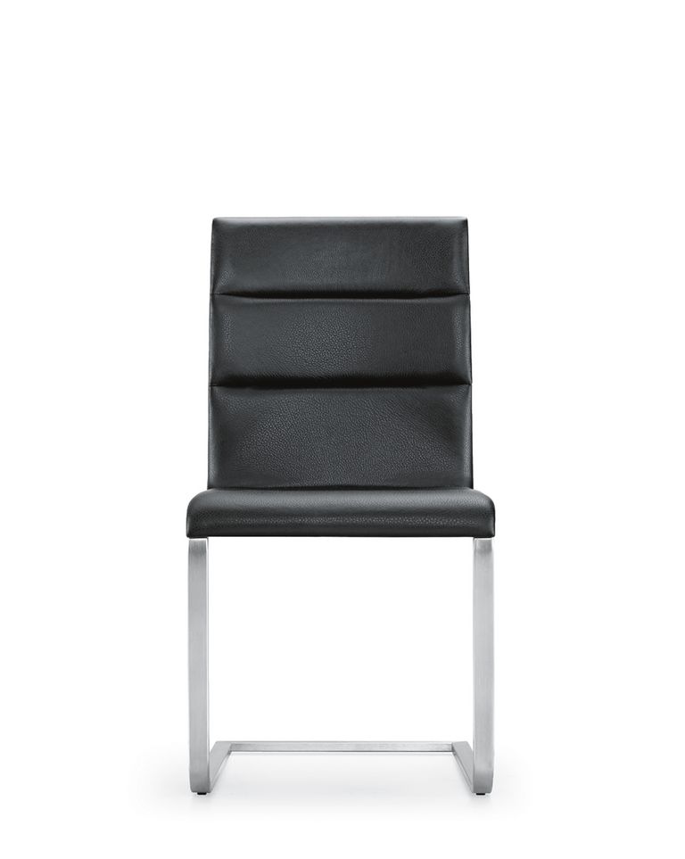 Schwingstuhl Frontansicht, Schale in schwarzem Leder gepolstert