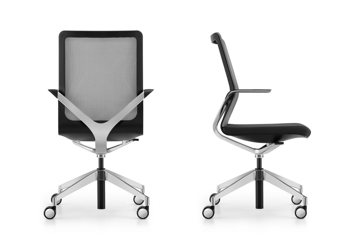 Konferenzstuhl Linq mit Viersternfuss und Rollen mit Radblenden 