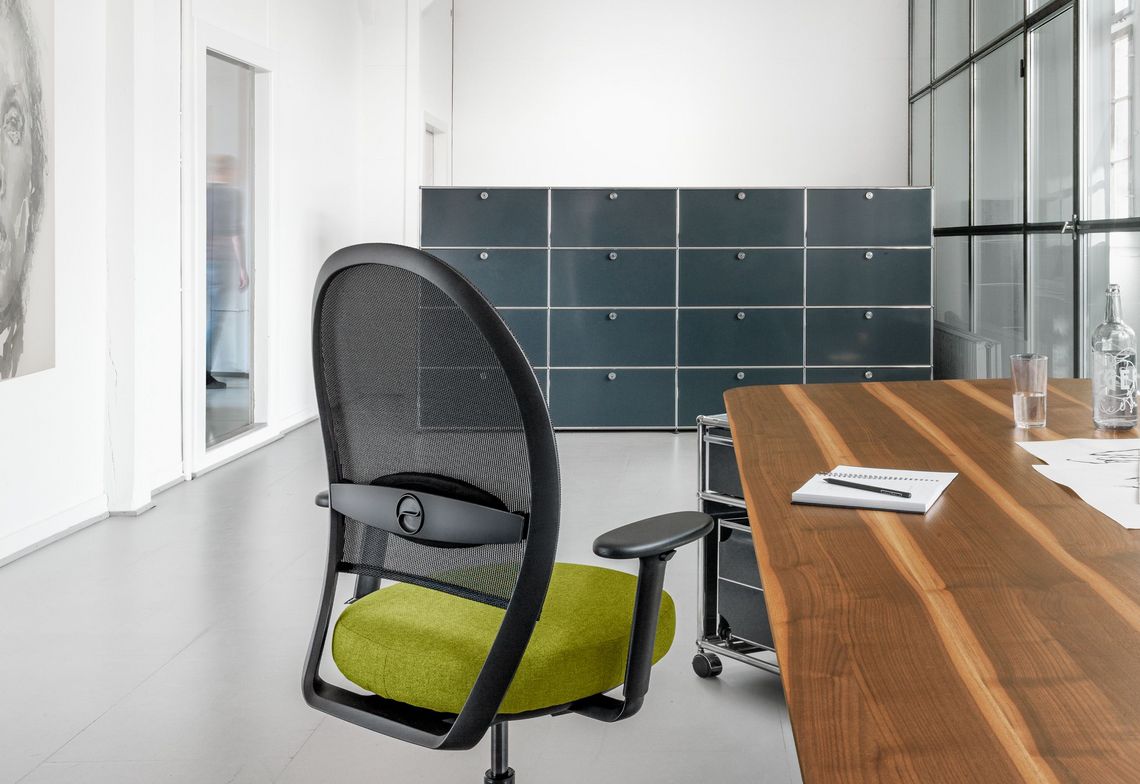 Marva Net Bürostuhl mit Lumbalstütze welche verstellt werden kann