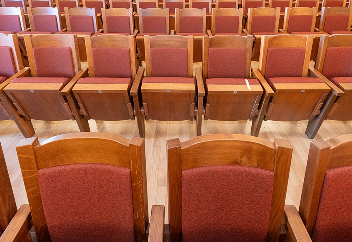 La caractéristique sonore de la salle a été optimisée grâce à la rénovation des sièges, Reitstadel Neumarkt