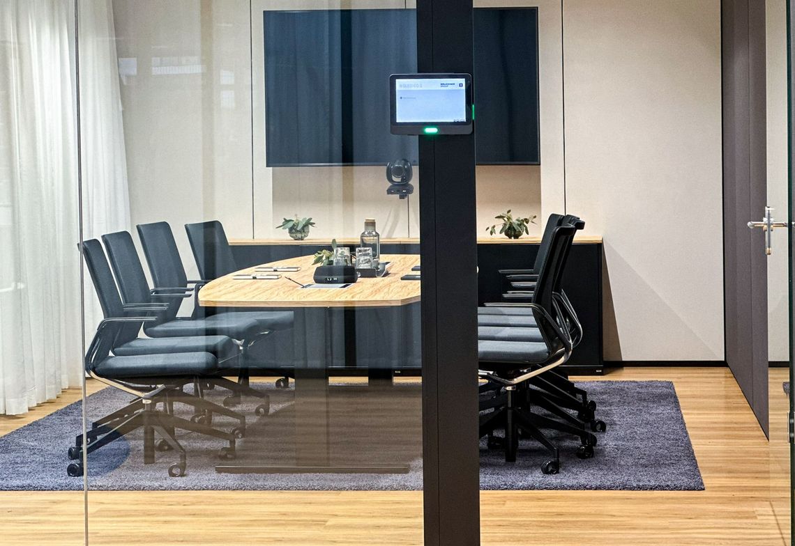 Hauptstandort Brückner Maschinenbau: Bürostuhl Linq als Konferenzsessel