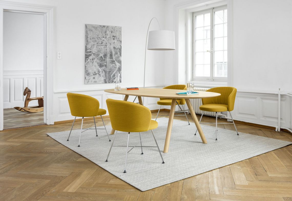 dining room inspiration: Table Akio and chair Biala