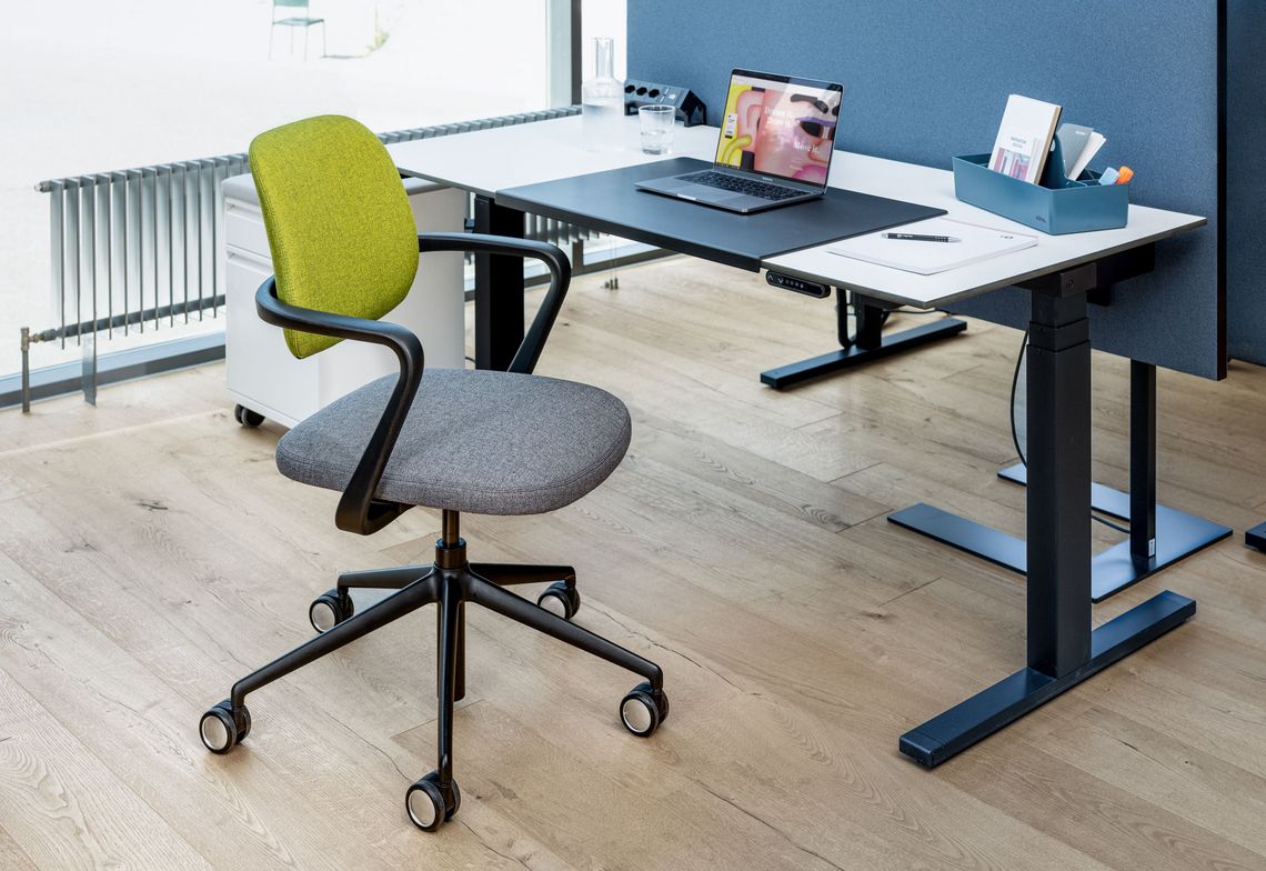 Schreibtischstuhl Ategra